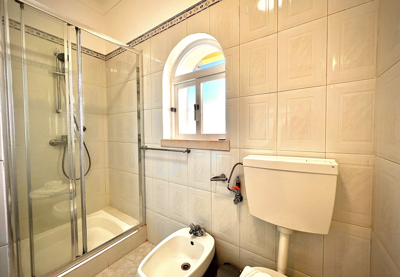 Apartamento em Albufeira - ALBUFEIRA MARINA SOL WITH POOL by HOMING