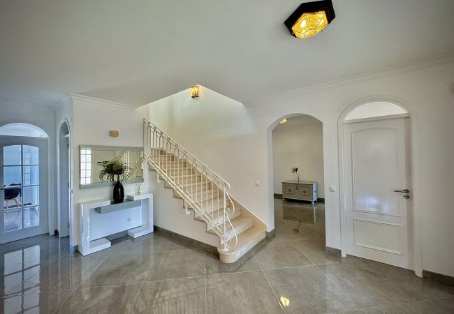 Villa em Quarteira - QUARTEIRA PREMIUM VILLA WITH POOL by HOMING Villa em Quarteira - QUARTEIRA PREMIUM VILLA WITH POOL by HOMING