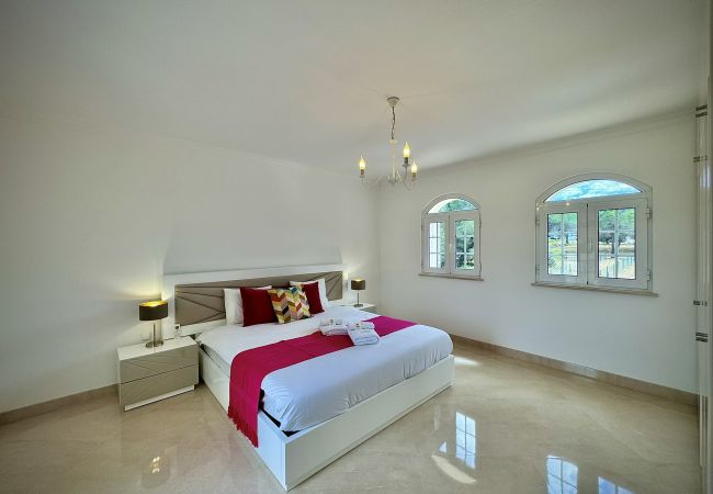 Villa em Quarteira - QUARTEIRA PREMIUM VILLA WITH POOL by HOMING Villa em Quarteira - QUARTEIRA PREMIUM VILLA WITH POOL by HOMING