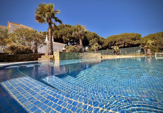 Villa em Quarteira - QUARTEIRA PREMIUM VILLA WITH POOL by HOMING Villa em Quarteira - QUARTEIRA PREMIUM VILLA WITH POOL by HOMING