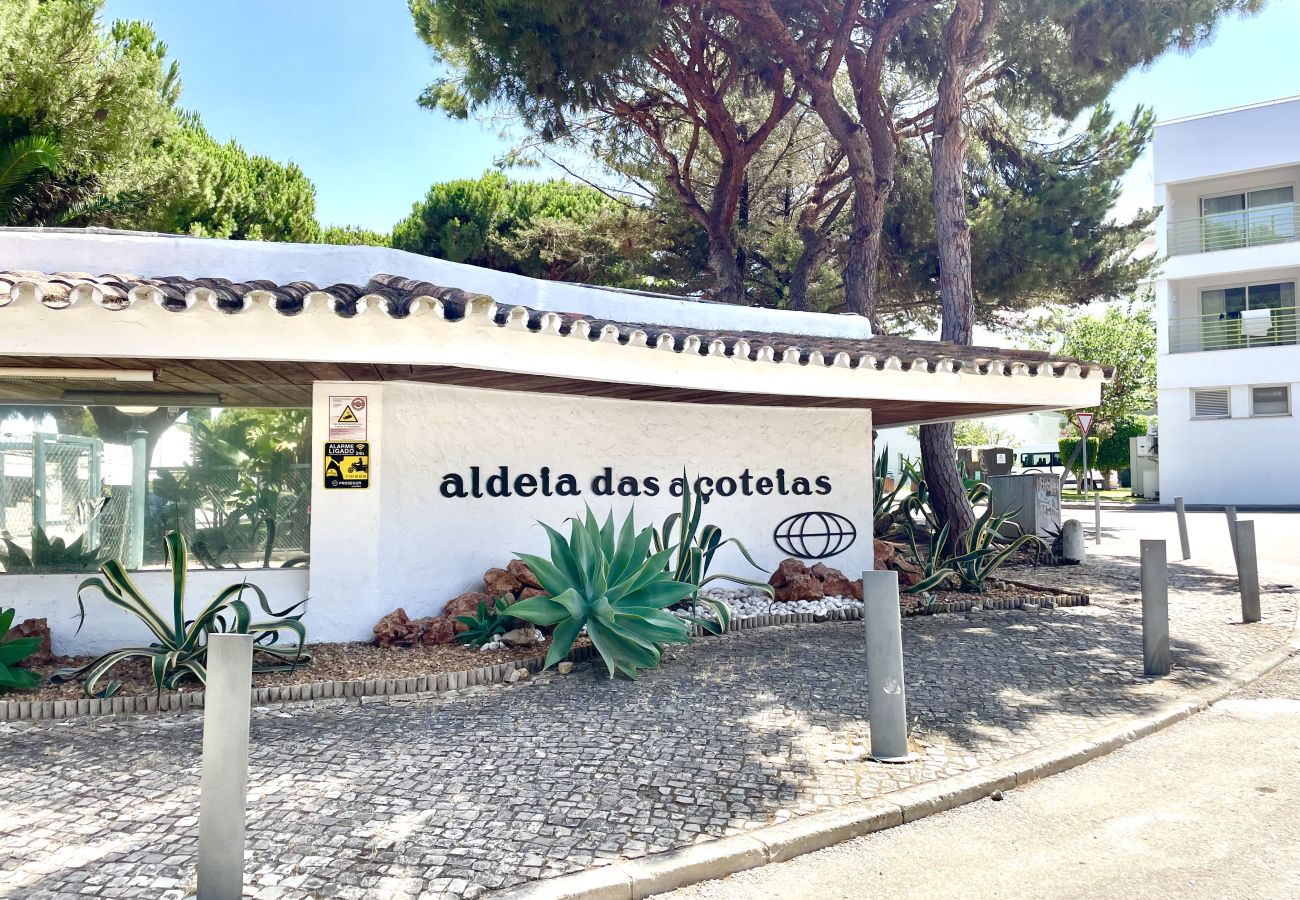 Apartamento em Albufeira - ALBUFEIRA AÇOTEIAS DESIGN APARTMENT by HOMING