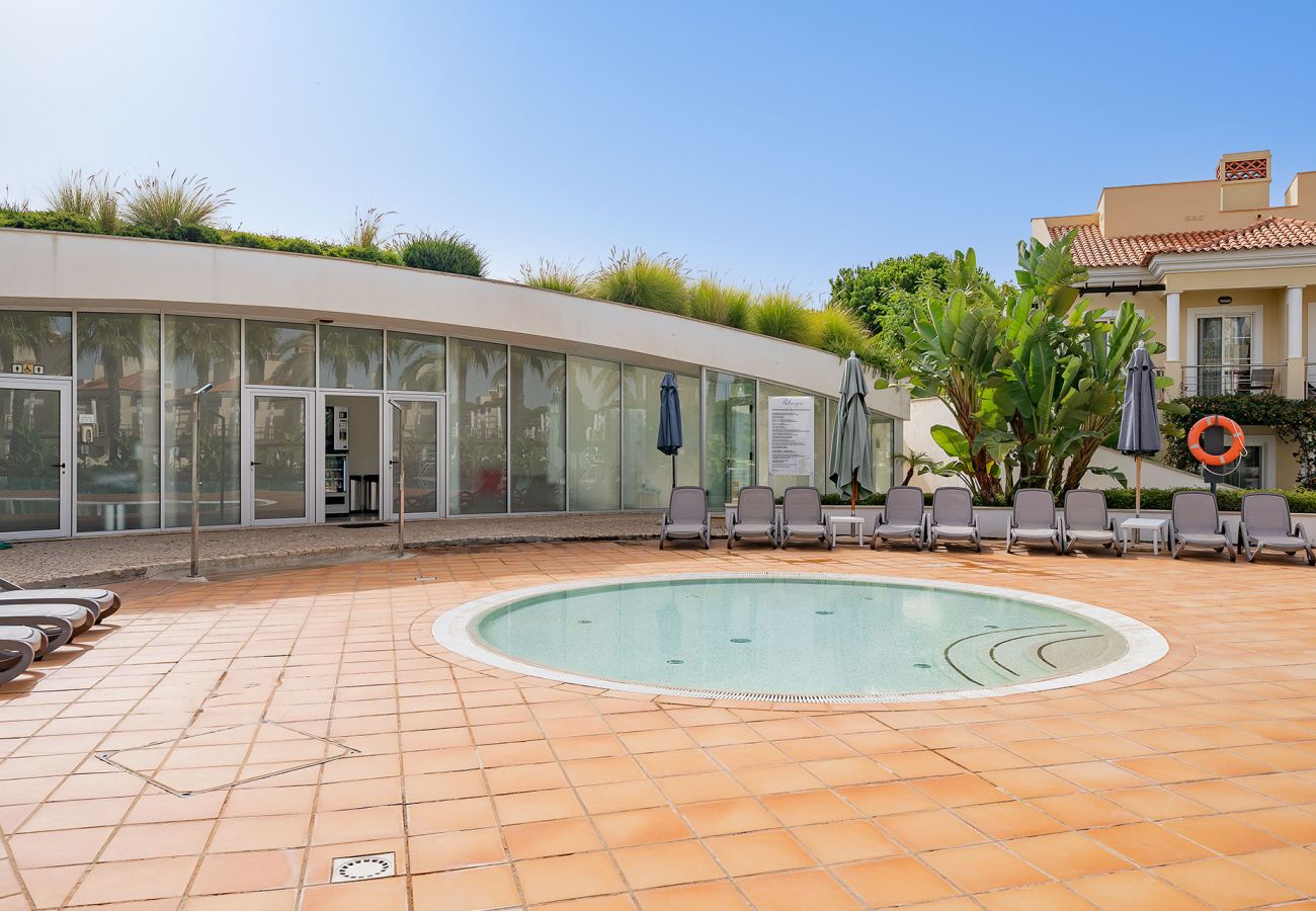 Apartamento em Vilamoura - VILAMOURA GARDEN APARTMENT WITH POOL by HOMING