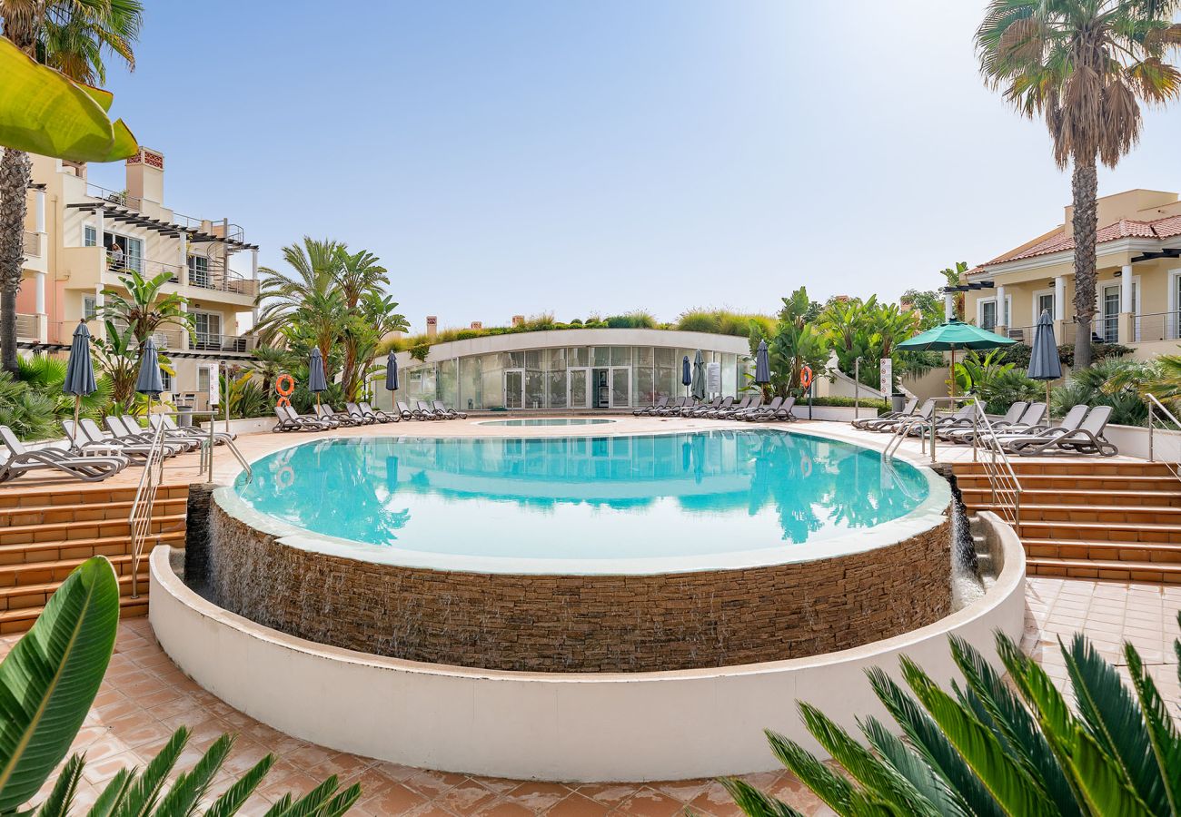 Apartamento em Vilamoura - VILAMOURA GARDEN APARTMENT WITH POOL by HOMING