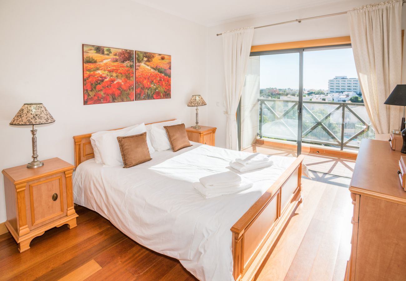 Apartamento em Albufeira - ALBUFEIRA MODERN 5 WITH POOL by HOMING