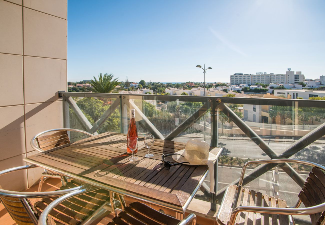Apartamento em Albufeira - ALBUFEIRA MODERN 5 WITH POOL by HOMING