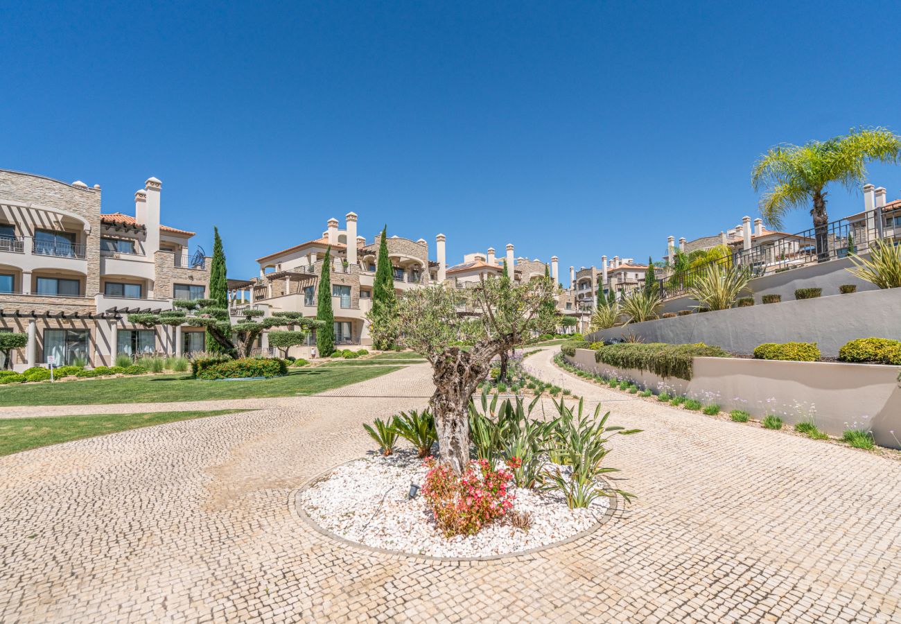 Apartamento em Vilamoura - VILAMOURA PINE HILLS WITH POOL by HOMING