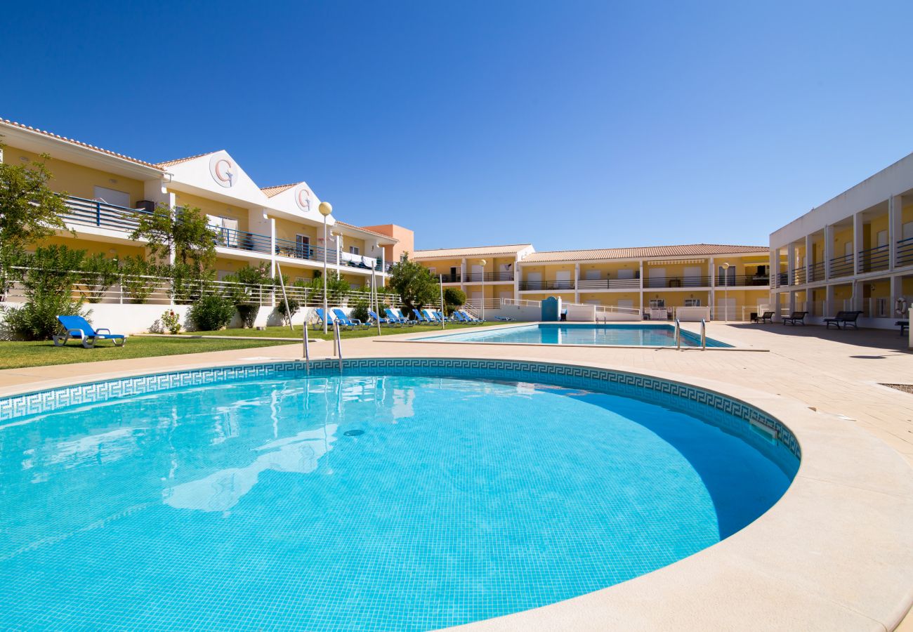 Apartamento em Albufeira - ALBUFEIRA SUNNY APARTMENT 2 WITH POOL by HOMING