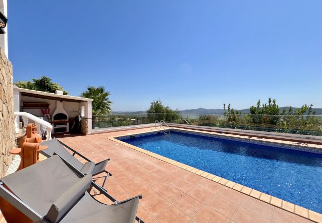 Villa em São Brás de Alportel - ALGARVE PREMIUM VILLA WITH POOL by HOMING Villa em São Brás de Alportel - ALGARVE PREMIUM VILLA WITH POOL by HOMING