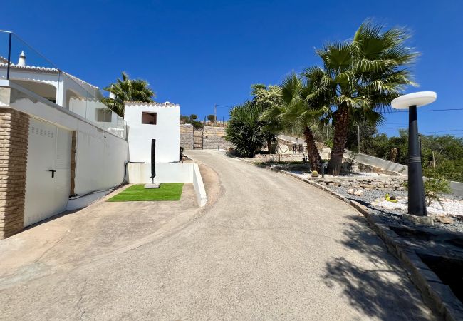 Villa em São Brás de Alportel - ALGARVE PREMIUM VILLA WITH POOL by HOMING Villa em São Brás de Alportel - ALGARVE PREMIUM VILLA WITH POOL by HOMING