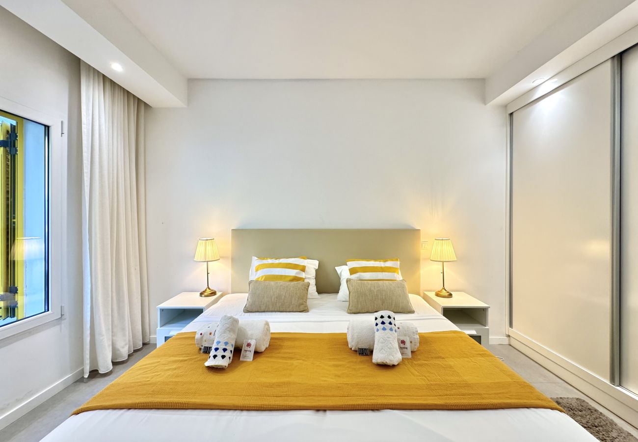 Casa geminada em Vilamoura - VILAMOURA CLUB VILLA 1 WITH POOL by HOMING