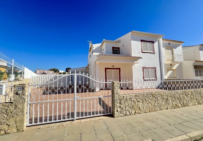 Villa em Pêra - PÊRA STYLISH VILLA WITH POOL by HOMING Villa em Pêra - PÊRA STYLISH VILLA WITH POOL by HOMING