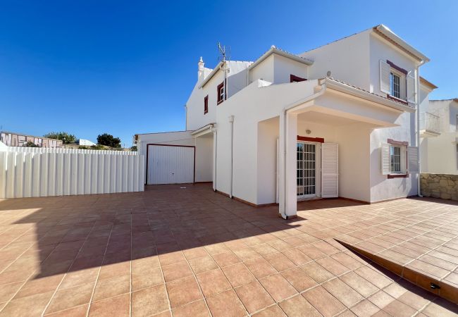 Villa em Pêra - PÊRA STYLISH VILLA WITH POOL by HOMING Villa em Pêra - PÊRA STYLISH VILLA WITH POOL by HOMING