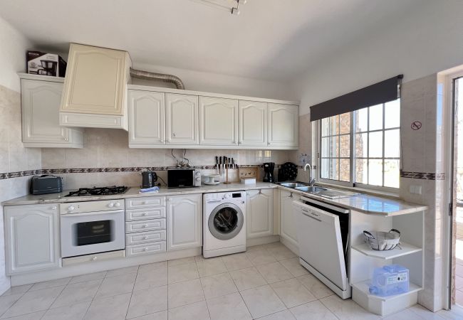 Villa em Pêra - PÊRA STYLISH VILLA WITH POOL by HOMING Villa em Pêra - PÊRA STYLISH VILLA WITH POOL by HOMING