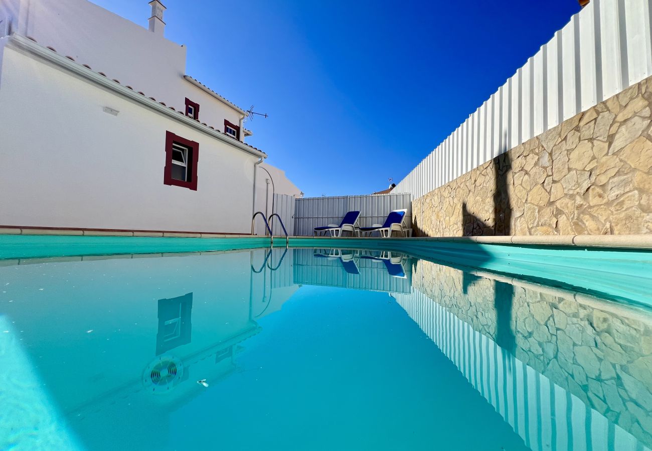Villa em Pêra - PÊRA STYLISH VILLA WITH POOL by HOMING