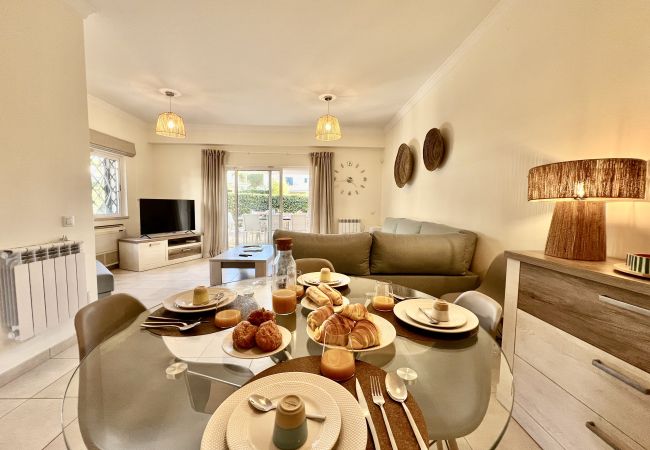 Villa em Vilamoura - VILAMOURA DELUXE VILLA WITH POOL by HOMING Villa em Vilamoura - VILAMOURA DELUXE VILLA WITH POOL by HOMING
