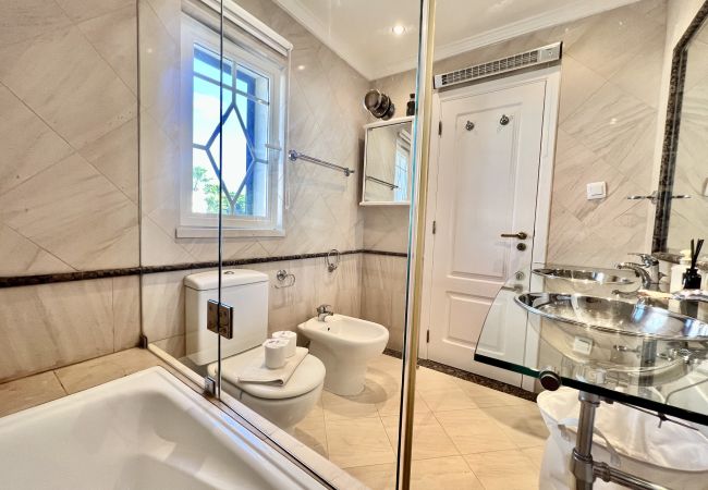 Villa em Vilamoura - VILAMOURA DELUXE VILLA WITH POOL by HOMING Villa em Vilamoura - VILAMOURA DELUXE VILLA WITH POOL by HOMING