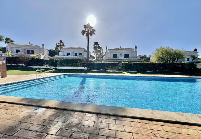 Villa em Vilamoura - VILAMOURA DELUXE VILLA WITH POOL by HOMING Villa em Vilamoura - VILAMOURA DELUXE VILLA WITH POOL by HOMING