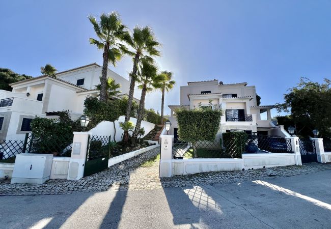 Villa em Vilamoura - VILAMOURA DELUXE VILLA WITH POOL by HOMING Villa em Vilamoura - VILAMOURA DELUXE VILLA WITH POOL by HOMING