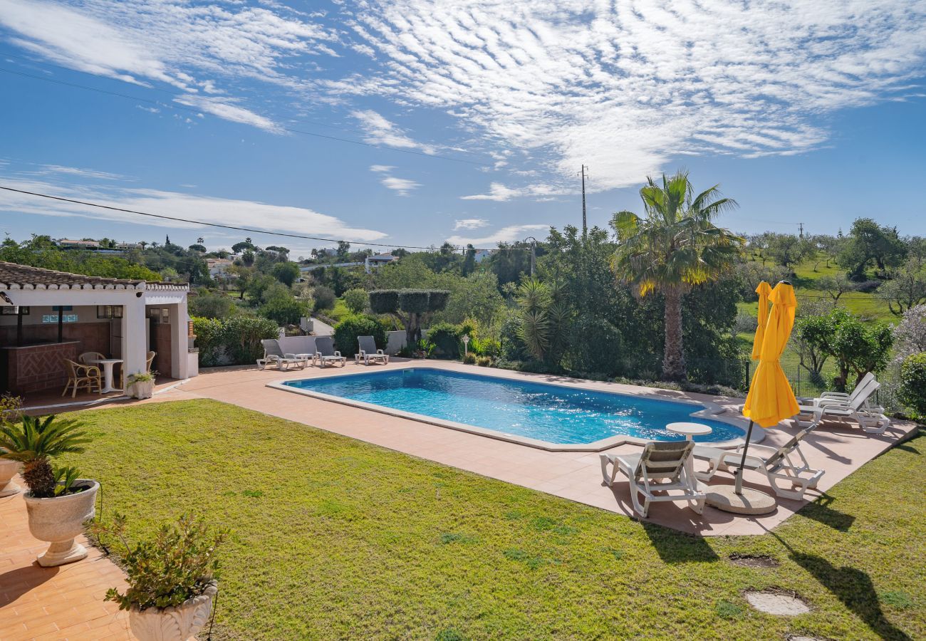 Villa em Albufeira - ALBUFEIRA FAMILY VILLA AND POOL  by HOMING