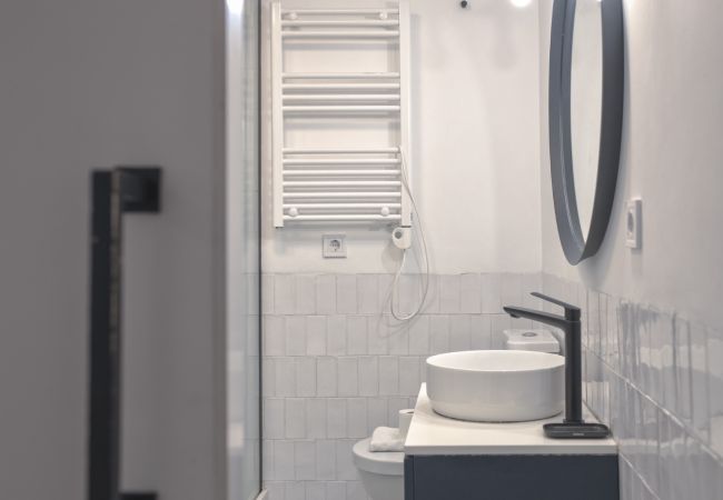 Apartamento em Lisboa - ALFAMA DESIGN W/ TERRACE by HOMING Apartamento em Lisboa - ALFAMA DESIGN W/ TERRACE by HOMING