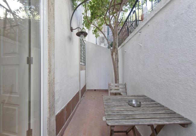 Apartamento em Lisboa - ALFAMA DESIGN W/ TERRACE by HOMING Apartamento em Lisboa - ALFAMA DESIGN W/ TERRACE by HOMING