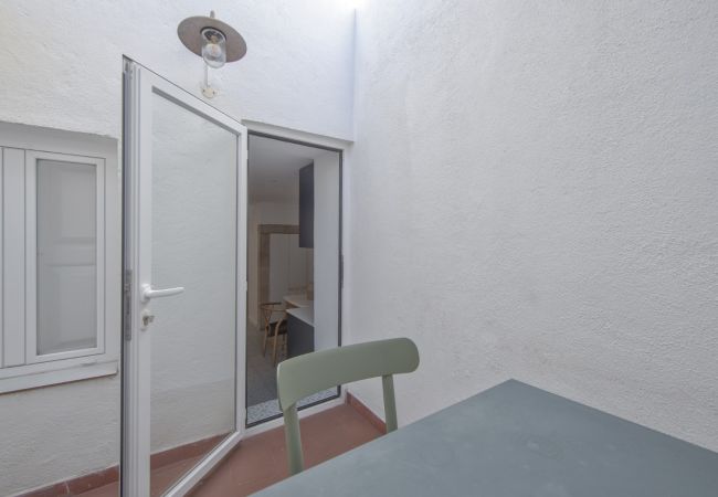 Apartamento em Lisboa - ALFAMA DESIGN W/ TERRACE by HOMING Apartamento em Lisboa - ALFAMA DESIGN W/ TERRACE by HOMING