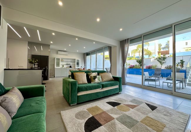 Apartamento em Quarteira - QUARTEIRA DELUXE WITH POOL by HOMING Apartamento em Quarteira - QUARTEIRA DELUXE WITH POOL by HOMING