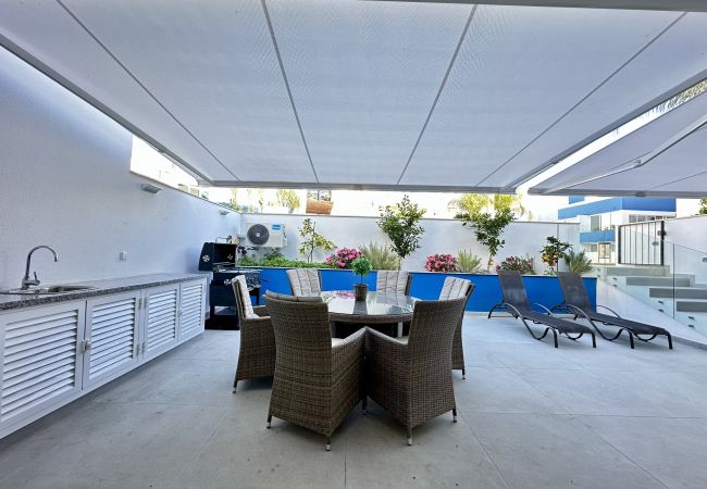 Apartamento em Quarteira - QUARTEIRA DELUXE WITH POOL by HOMING Apartamento em Quarteira - QUARTEIRA DELUXE WITH POOL by HOMING