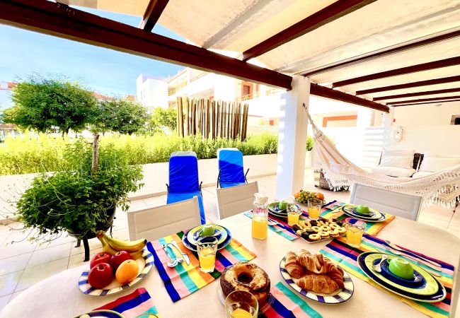 Apartamento em Vilamoura - VILAMOURA GRAND TERRACE WITH POOL by HOMING Apartamento em Vilamoura - VILAMOURA GRAND TERRACE WITH POOL by HOMING