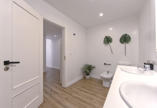 Apartamento em Lisboa - BAIRRO ALTO DESIGN by HOMING Apartamento em Lisboa - BAIRRO ALTO DESIGN by HOMING