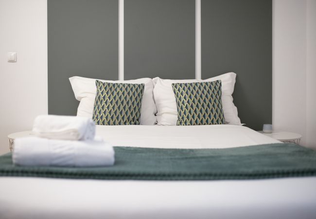 Apartamento em Lisboa - BAIRRO ALTO DESIGN by HOMING Apartamento em Lisboa - BAIRRO ALTO DESIGN by HOMING