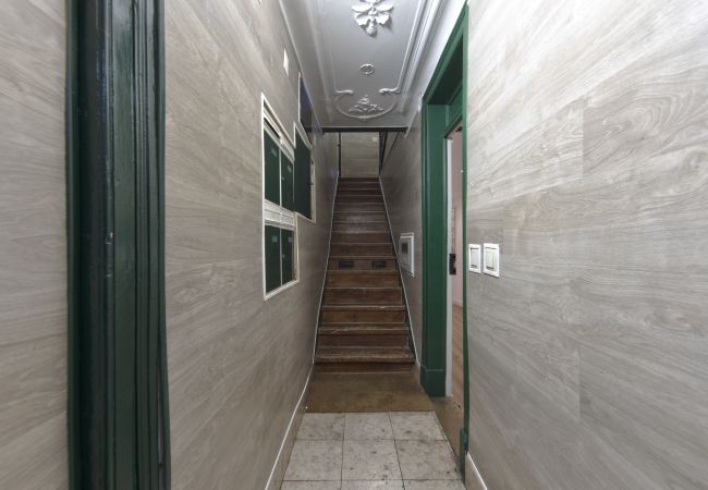 Apartamento em Lisboa - BAIRRO ALTO DESIGN by HOMING Apartamento em Lisboa - BAIRRO ALTO DESIGN by HOMING