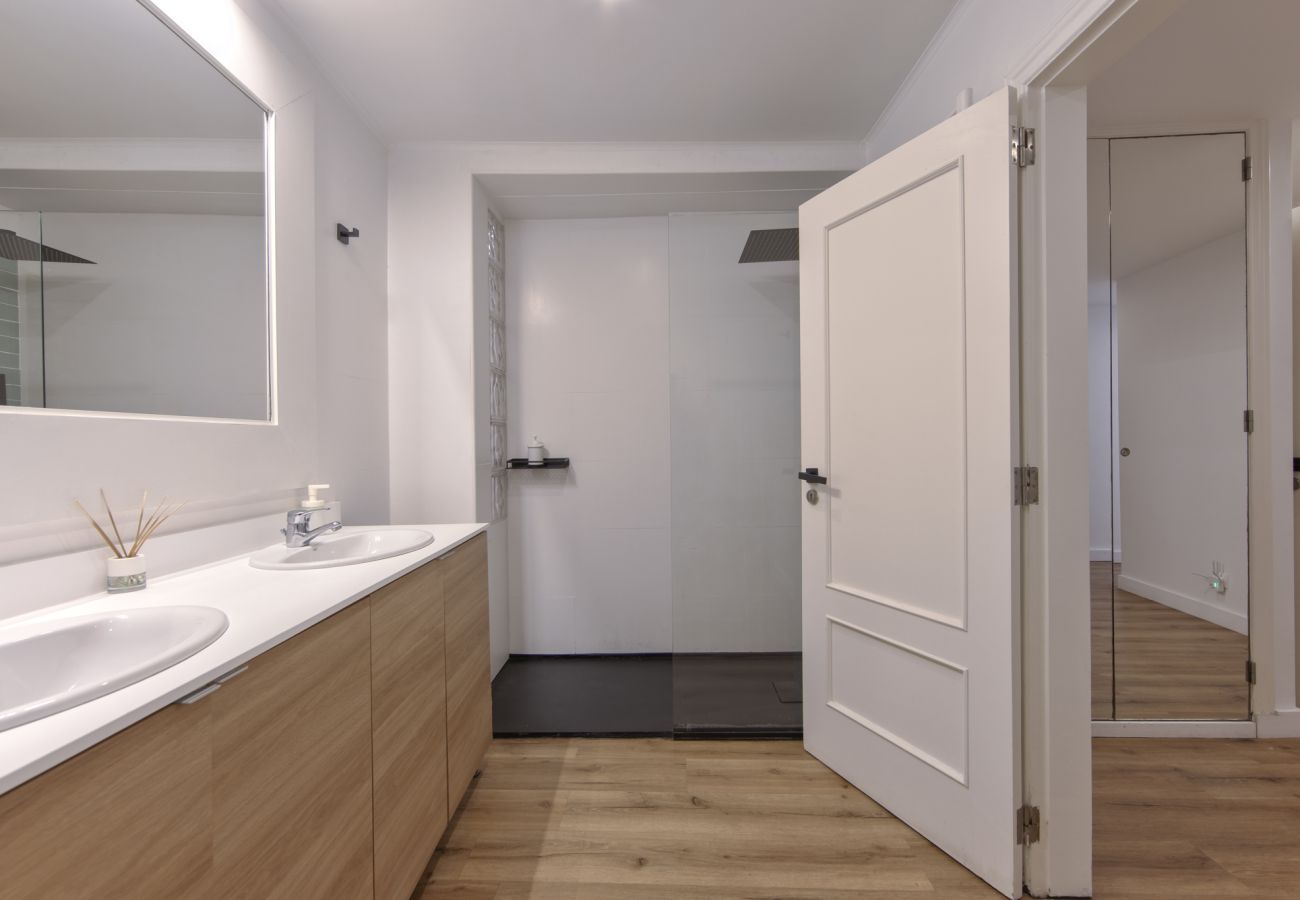 Apartamento em Lisboa - BAIRRO ALTO DESIGN by HOMING