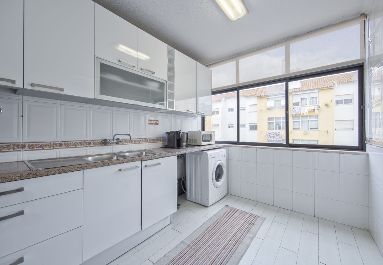 Apartamento em Pontinha - PONTINHA TYPICAL by HOMING