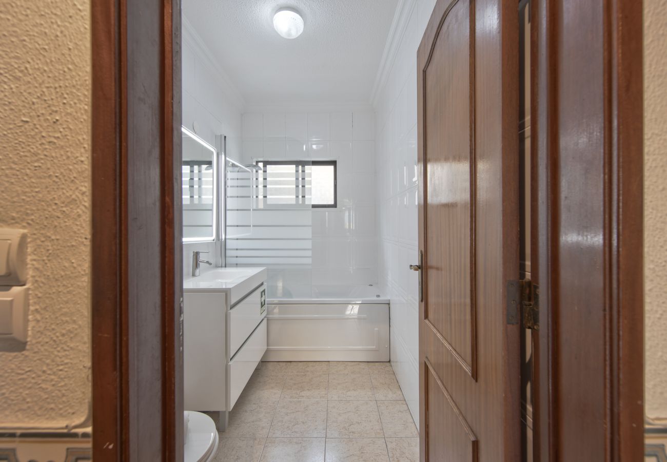Apartamento em Pontinha - PONTINHA TYPICAL by HOMING