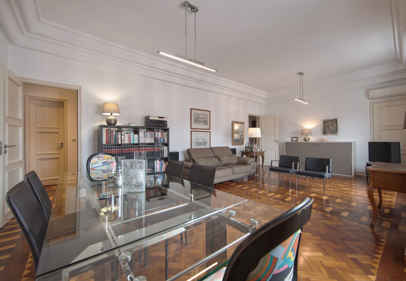 Quarto em Lisboa - GASPAR HOUSE I by HOMING