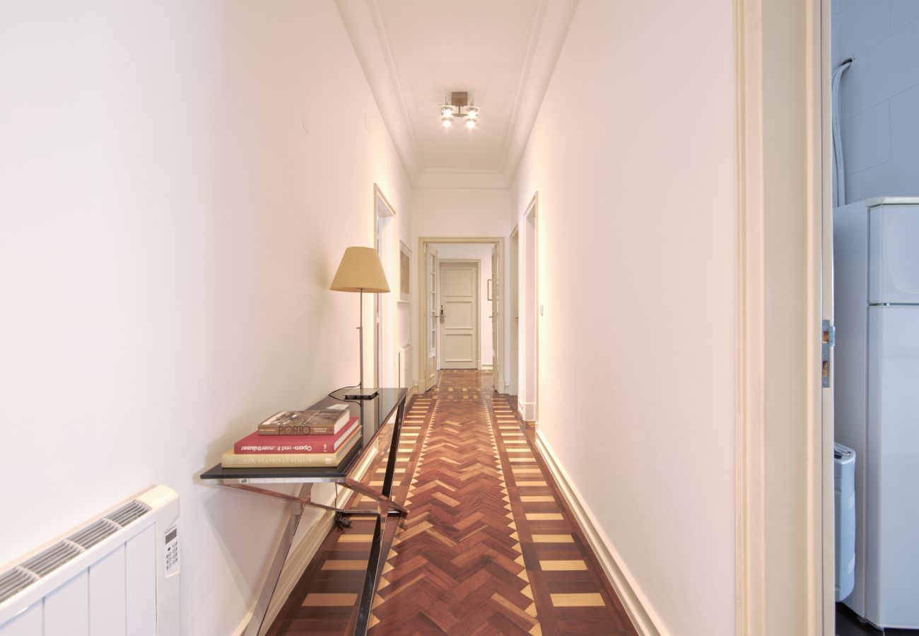 Quarto em Lisboa - GASPAR HOUSE I by HOMING