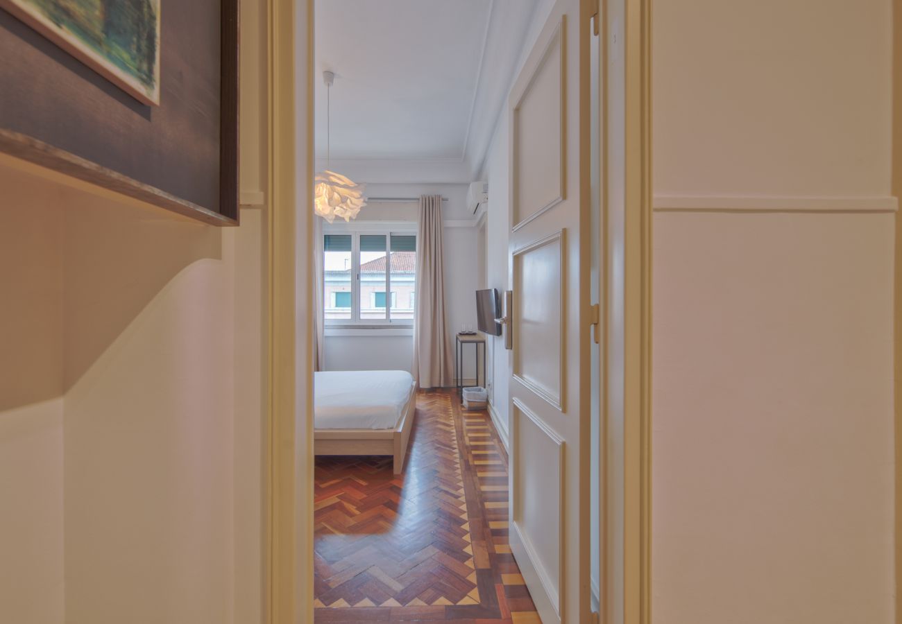 Quarto em Lisboa - GASPAR HOUSE I by HOMING
