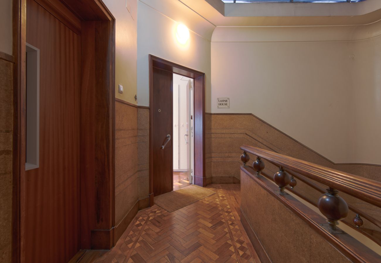 Quarto em Lisboa - GASPAR HOUSE I by HOMING