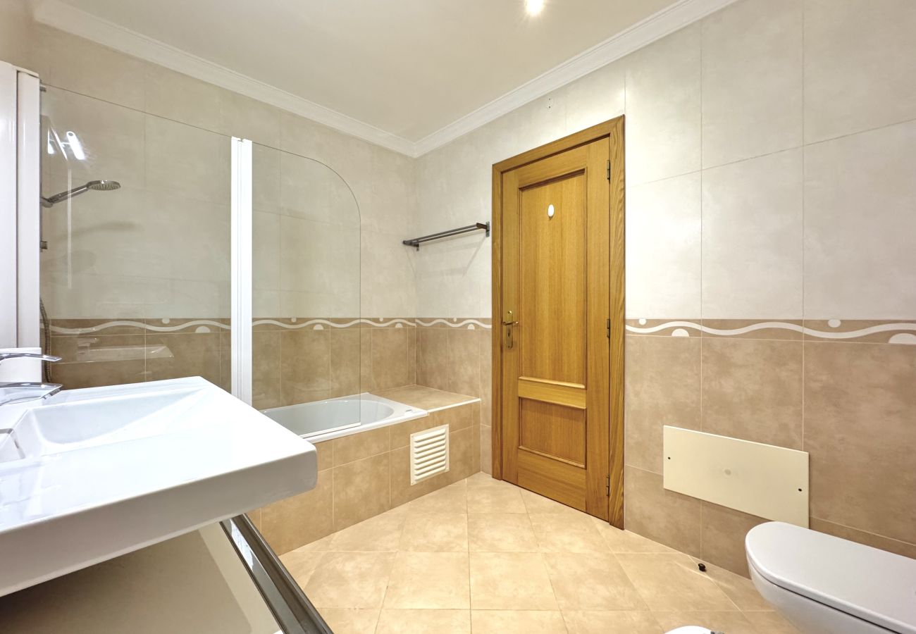 Apartamento em Vilamoura - VILAMOURA BEACH VILLAGE WITH POOL by HOMING