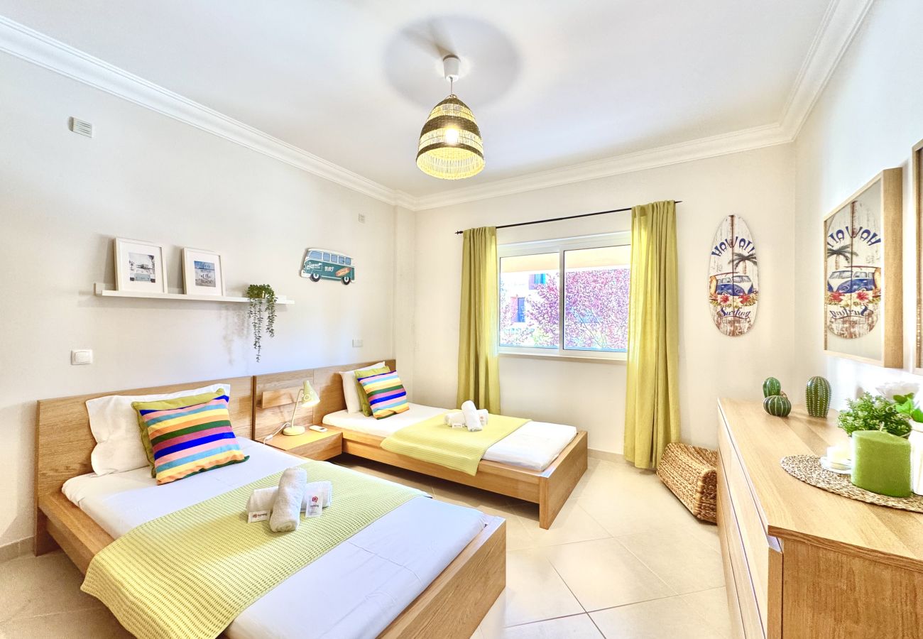 Apartamento em Vilamoura - VILAMOURA BEACH VILLAGE WITH POOL by HOMING