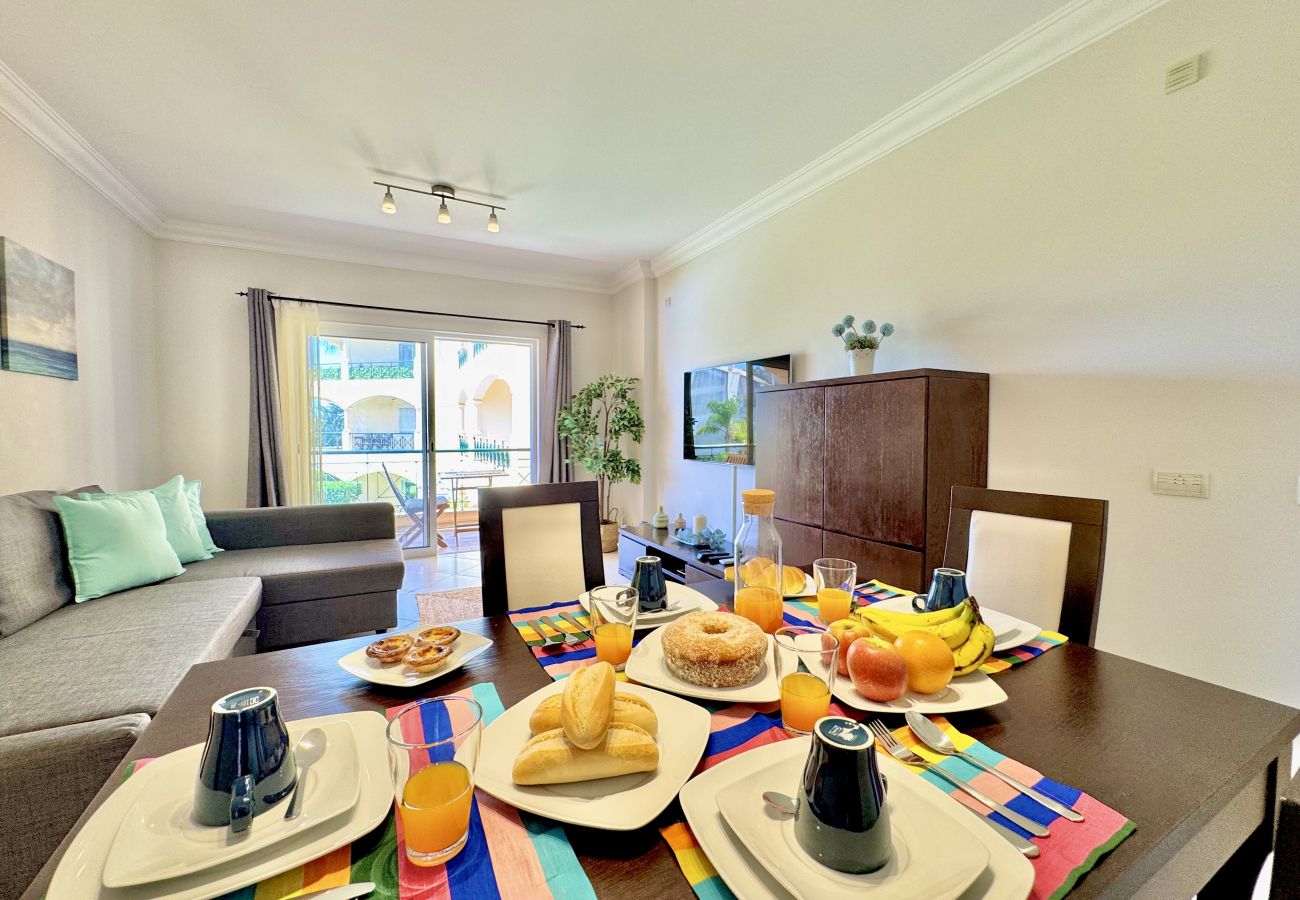 Apartamento em Vilamoura - VILAMOURA BEACH VILLAGE WITH POOL by HOMING