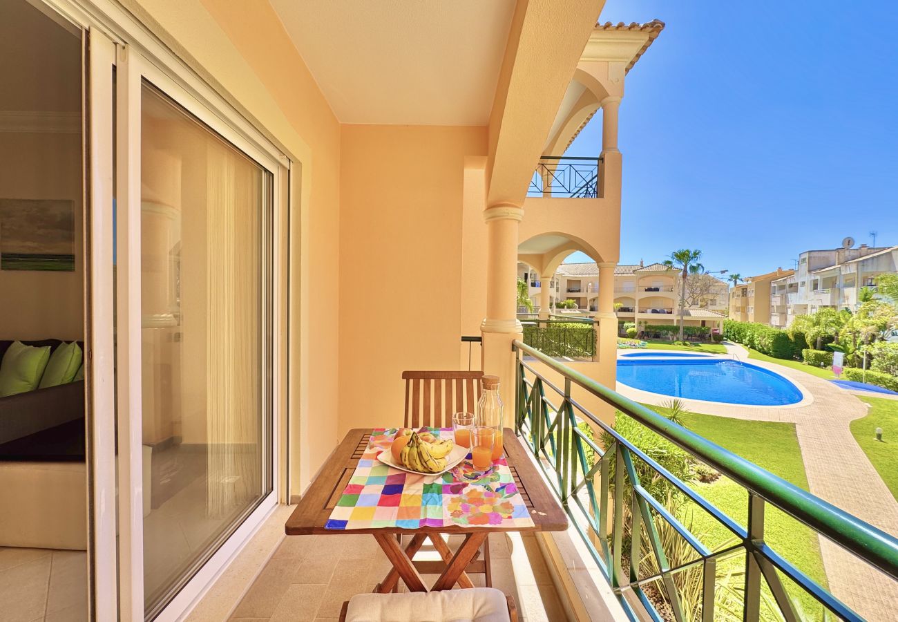 Apartamento em Vilamoura - VILAMOURA BEACH VILLAGE WITH POOL by HOMING