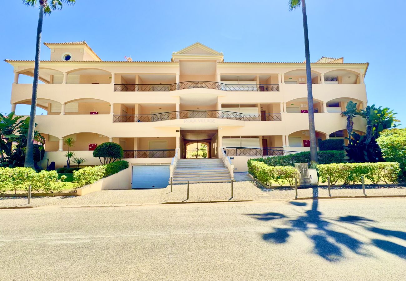 Apartamento em Vilamoura - VILAMOURA BEACH VILLAGE WITH POOL by HOMING