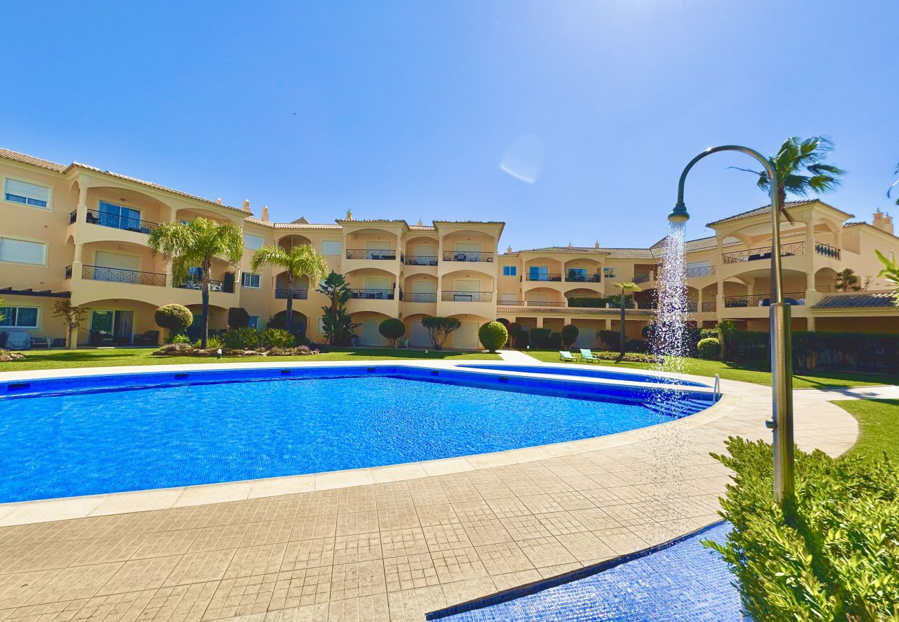 Apartamento em Vilamoura - VILAMOURA BEACH VILLAGE WITH POOL by HOMING
