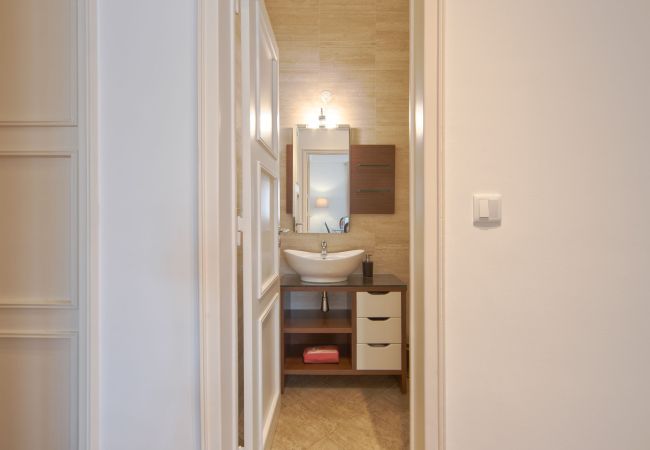 Quarto em Lisboa - GASPAR HOUSE III by HOMING Quarto em Lisboa - GASPAR HOUSE III by HOMING
