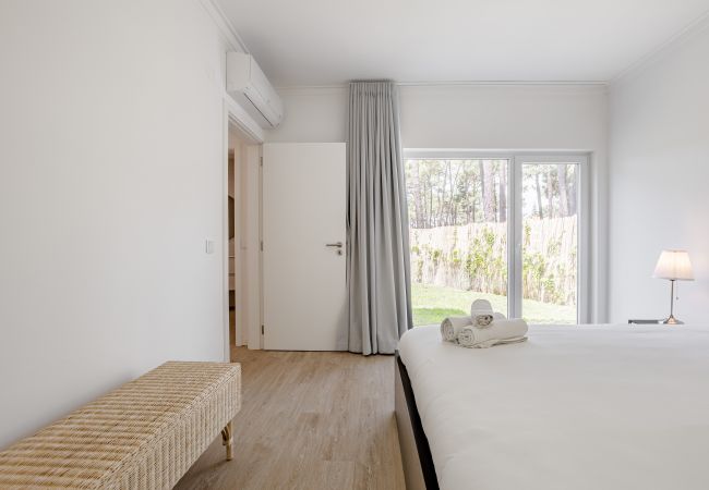 Villa em Aroeira - AROEIRA MODERN GRAND VILLA WITH POOL by Homing Villa em Aroeira - AROEIRA MODERN GRAND VILLA WITH POOL by Homing