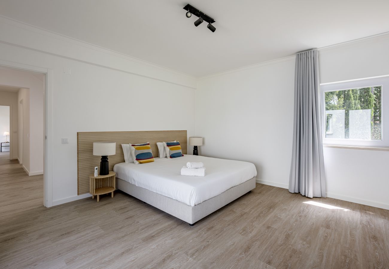 Villa em Aroeira - AROEIRA MODERN GRAND VILLA WITH POOL by Homing