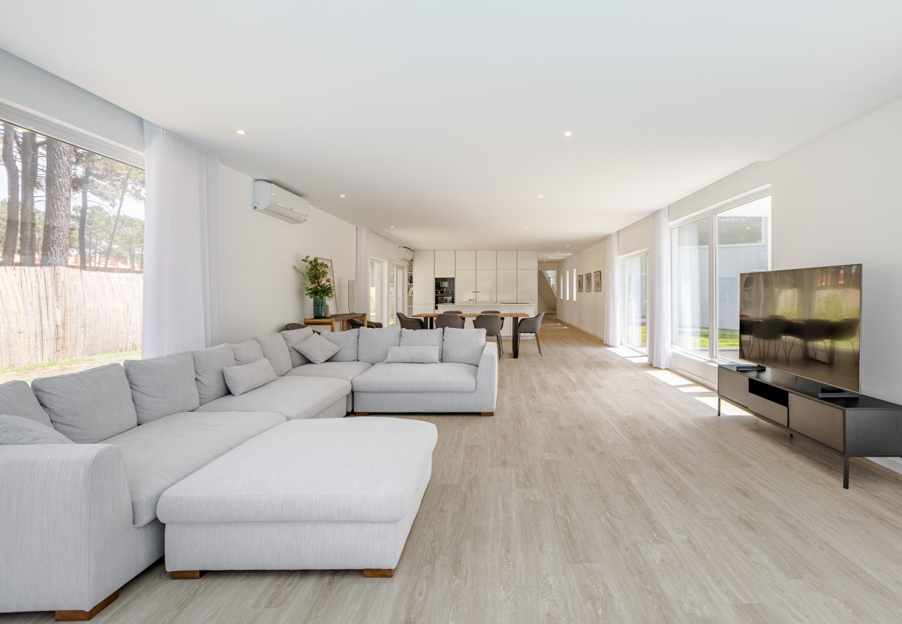 Villa em Aroeira - AROEIRA MODERN GRAND VILLA WITH POOL by Homing