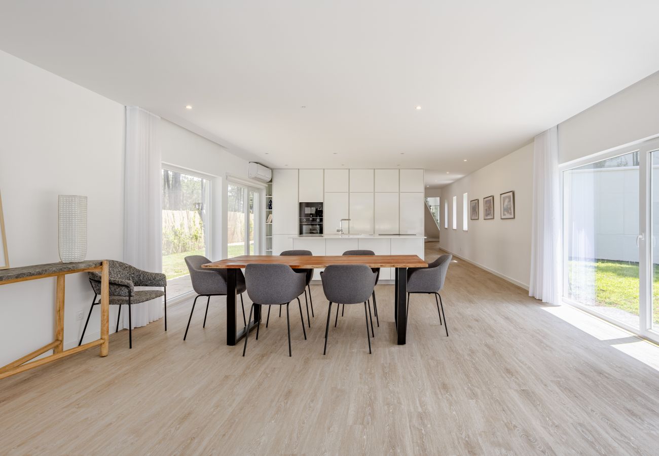 Villa em Aroeira - AROEIRA MODERN GRAND VILLA WITH POOL by Homing